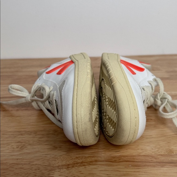Veja CWL White and Orange Sneakers - Picture 13 of 14